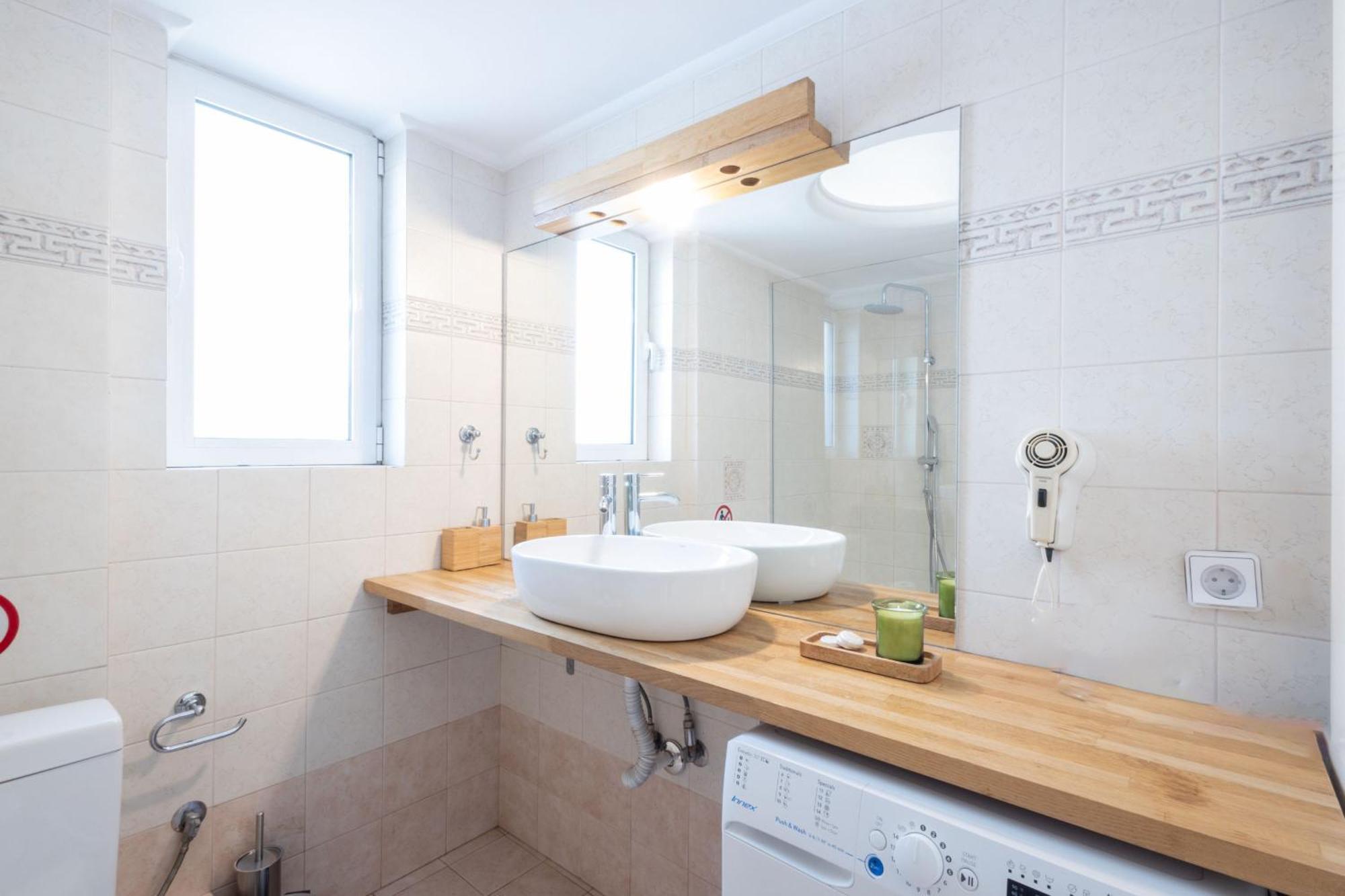 Luxury And Spacious Apt For 6 Guests Athen Eksteriør billede